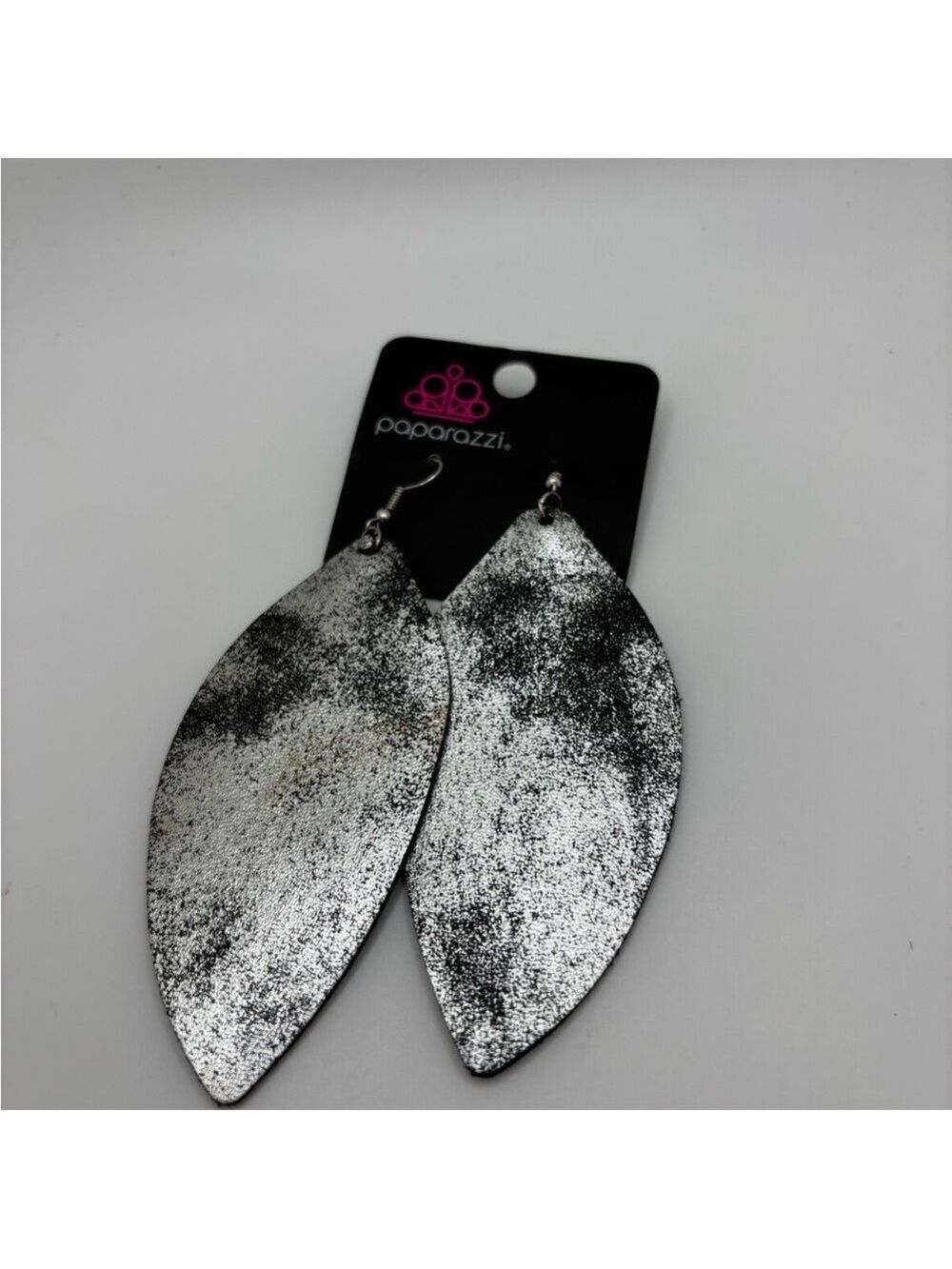 Paparazzi Silver Leaf Earrings